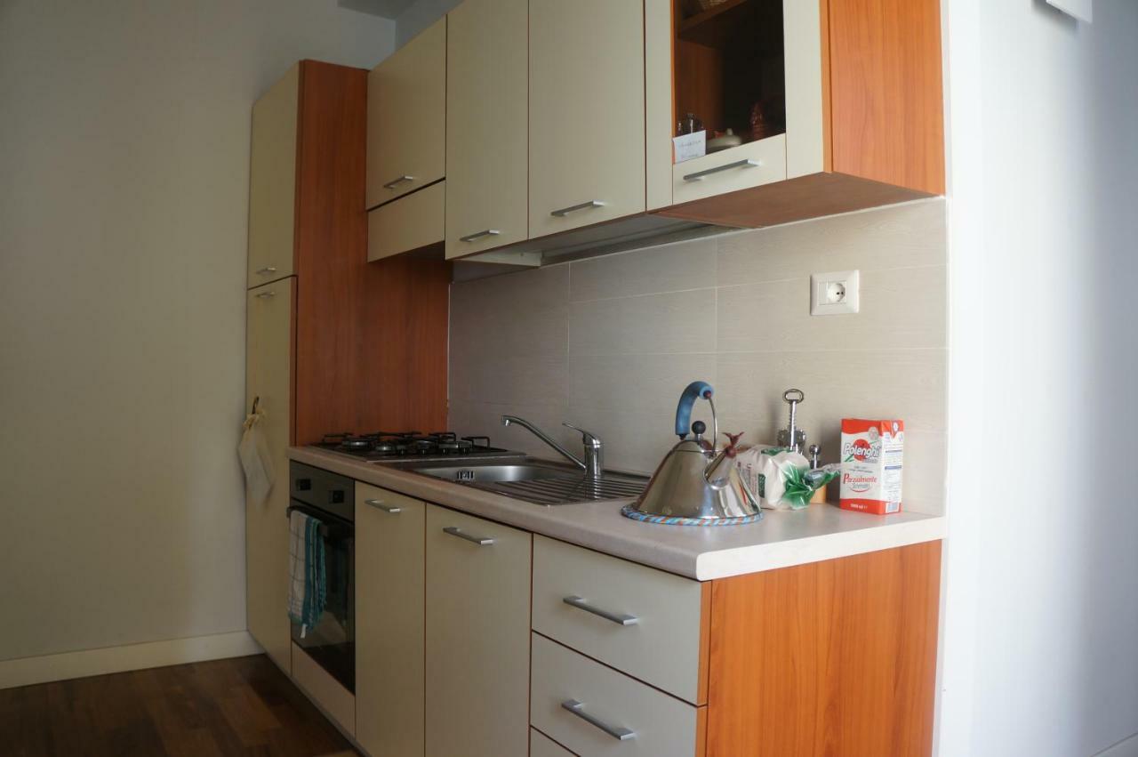 Lullymia Bed & Breakfast Кротоне Екстериор снимка