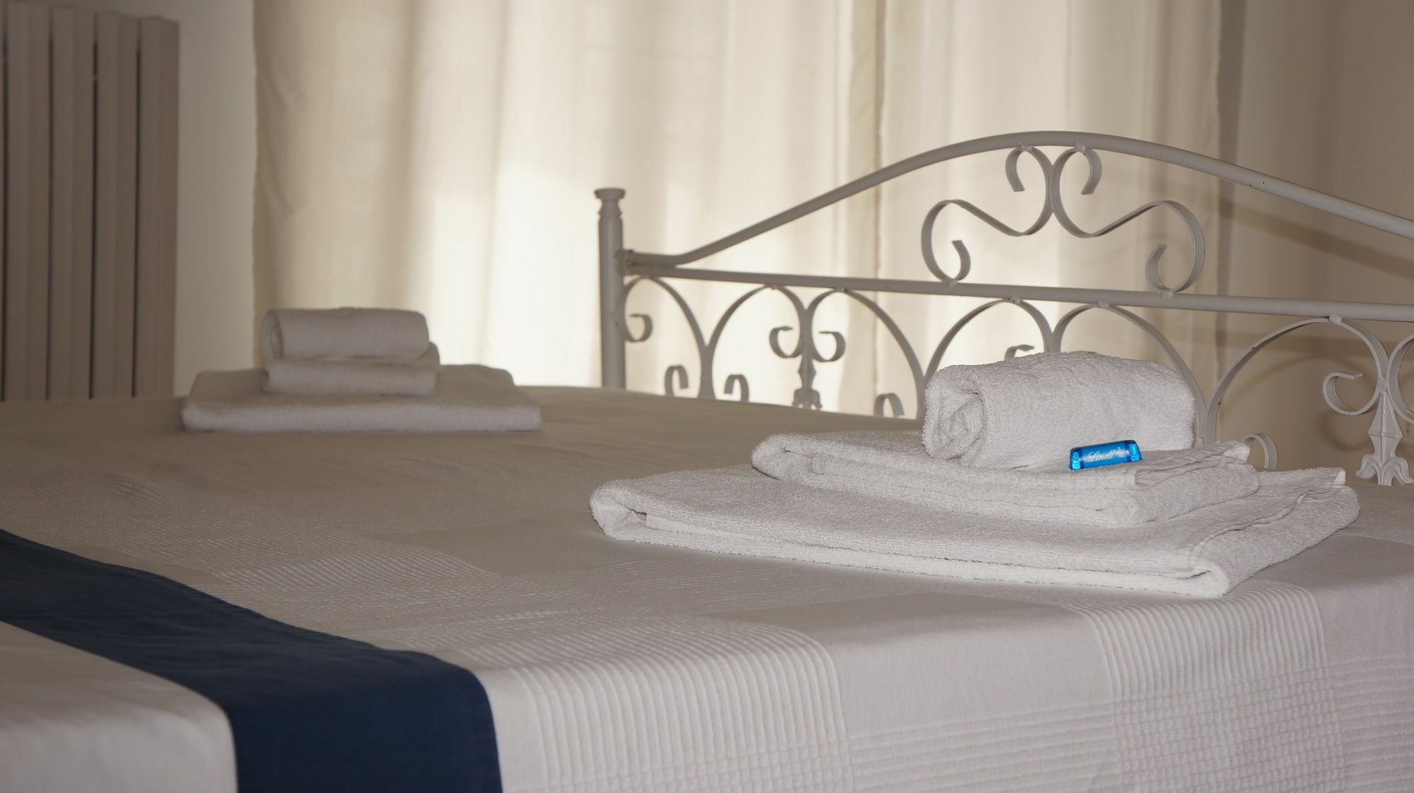 Lullymia Bed & Breakfast Кротоне Екстериор снимка